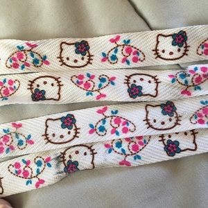 Hello kitty laces